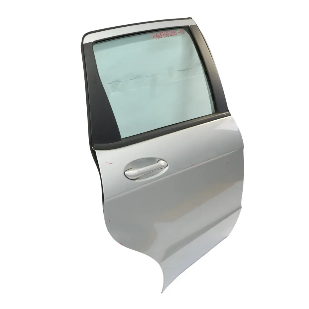 Puerta Trasera Derecha Plata Polar Silver Metallic - 761 para Mercedes W169 con número de pieza A1697302005 Mercedes W169 Puerta Trasera Derecha Plata Polar Silver Metallic - 761 - SKU A1697302005-PS - Número de pieza A1697302005