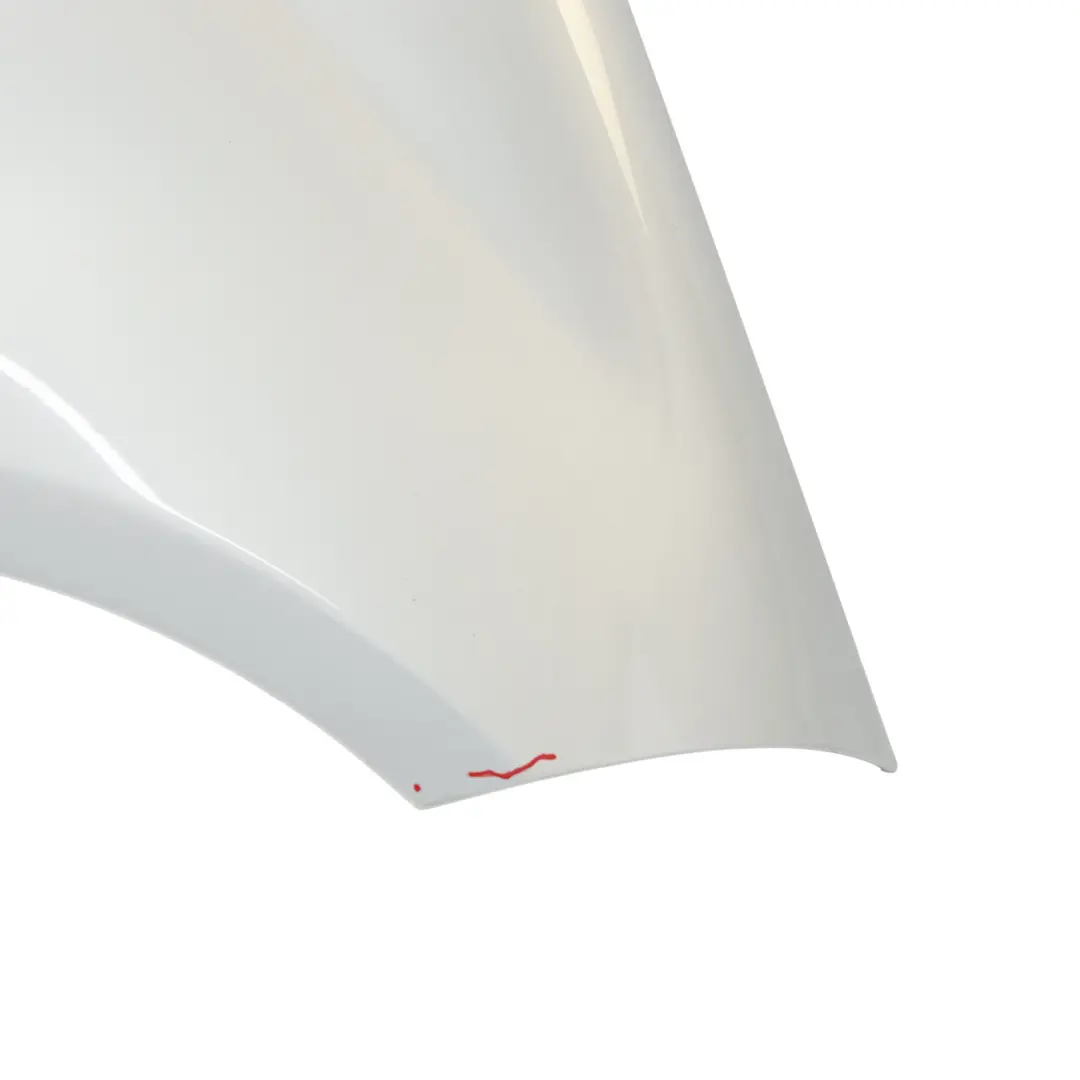 Pannello laterale anteriore destro parafango Polar Silver - 761 per Mercedes W169 con numero di parte A1698810201 Mercedes W169 Pannello laterale anteriore destro parafango Polar Silver - 761 - SKU A1698810201-PLS1 - Numero di parte A1698810201