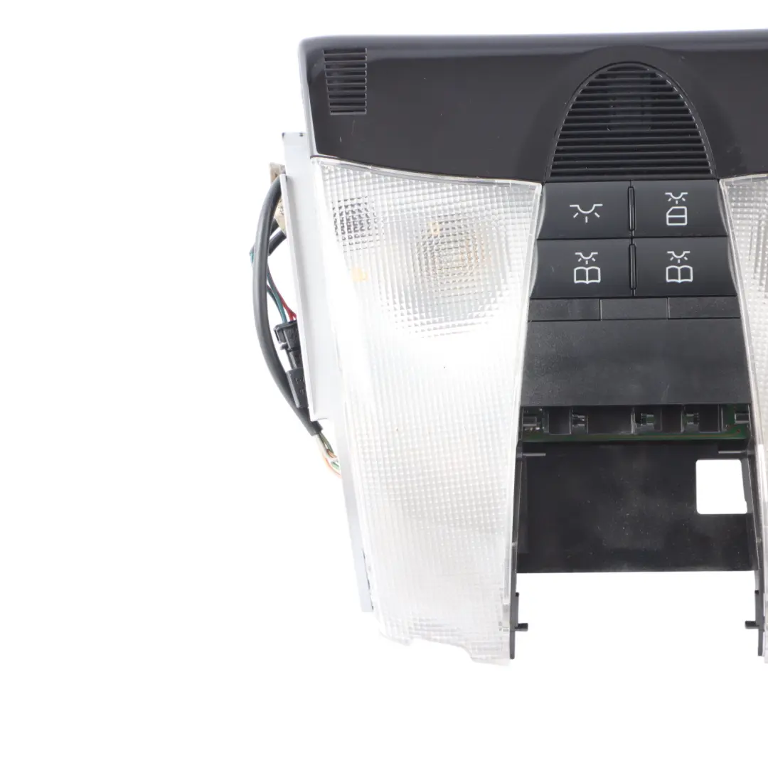 Luz de techo Luz de lectura Panel de control Hella para Mercedes SLK R171 con número de pieza A1718202401 Mercedes SLK R171 Luz de techo Luz de lectura Panel de control Hella - SKU A1718202401 - Número de pieza A1718202401