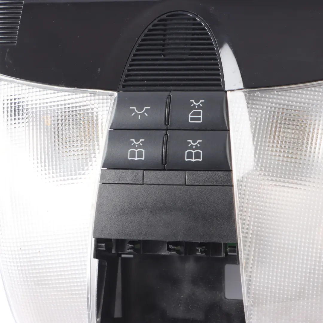 Mercedes SLK R171 Luz de techo Luz de lectura Panel de control Hella - SKU A1718202401 - Número de pieza A1718202401