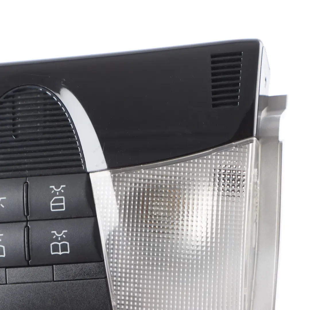 Mercedes SLK R171 Luz de techo Luz de lectura Panel de control Hella - SKU A1718202401 - Número de pieza A1718202401