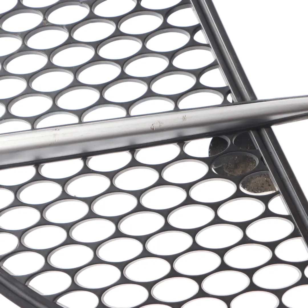 Mercedes SLK R171 Grille capot Évent d'entrée d'air Panneau gauche - SKU A1718800385-1 - Numéro de pièce A1718800385
