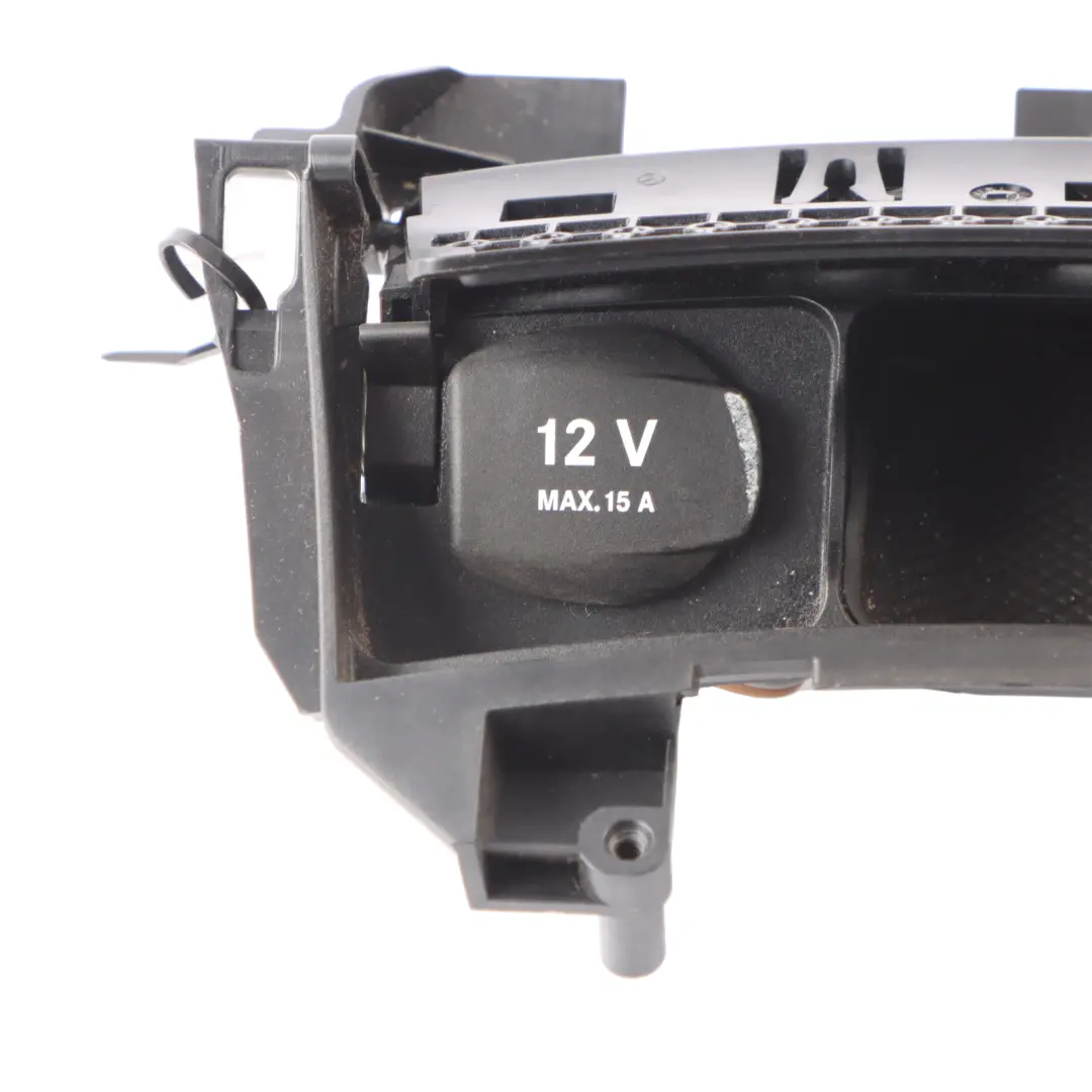 Cenicero Consola Central Embellecedor 12V Enchufe para Mercedes SLK R172 con número de pieza A1726800152 Mercedes SLK R172 Cenicero Consola Central Embellecedor 12V Enchufe - SKU A1726800152-1 - Número de pieza A1726800152
