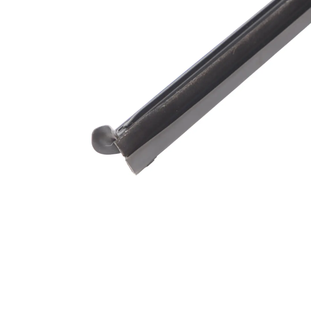 Junta De Ventana De Puerta Trasera Izquierda para Mercedes W177 con número de pieza A1777351301 Mercedes W177 Junta De Ventana De Puerta Trasera Izquierda - SKU A1777351301 - Número de pieza A1777351301