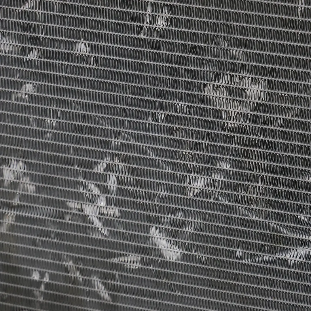 Radiateur De Refroidissement Mercedes SLK R171 W203 CLK W209 Moteur A2035002503 pour à propos du numéro de pièce A2035004203 Radiateur De Refroidissement Mercedes SLK R171 W203 CLK W209 Moteur A2035002503 - SKU A2035004203-1 - Numéro de pièce A2035004203