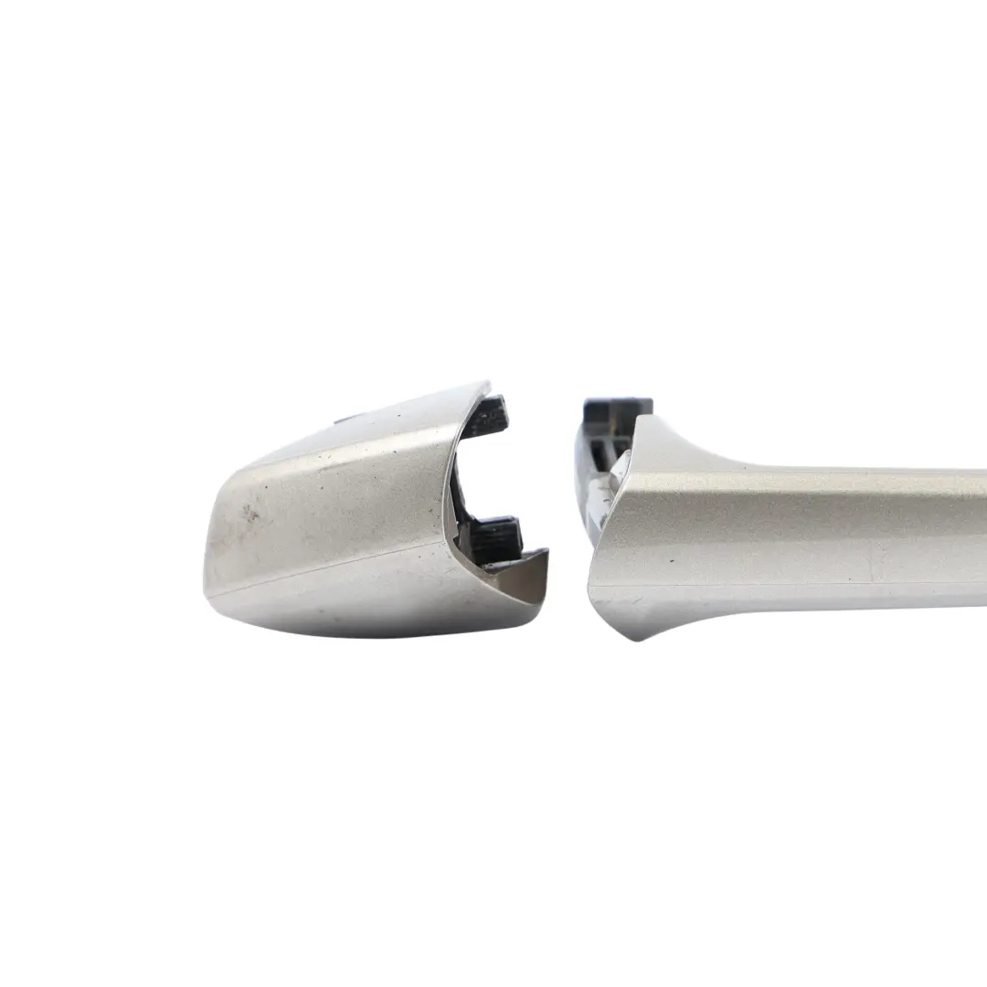 Asidero Puerta Delantera Trasera Izquierda Sanidine Beige 798 para Mercedes W176 W204 con número de pieza A2047600170 Mercedes W176 W204 Asidero Puerta Delantera Trasera Izquierda Sanidine Beige 798 - SKU A2047600170-SAN - Número de pieza A2047600170