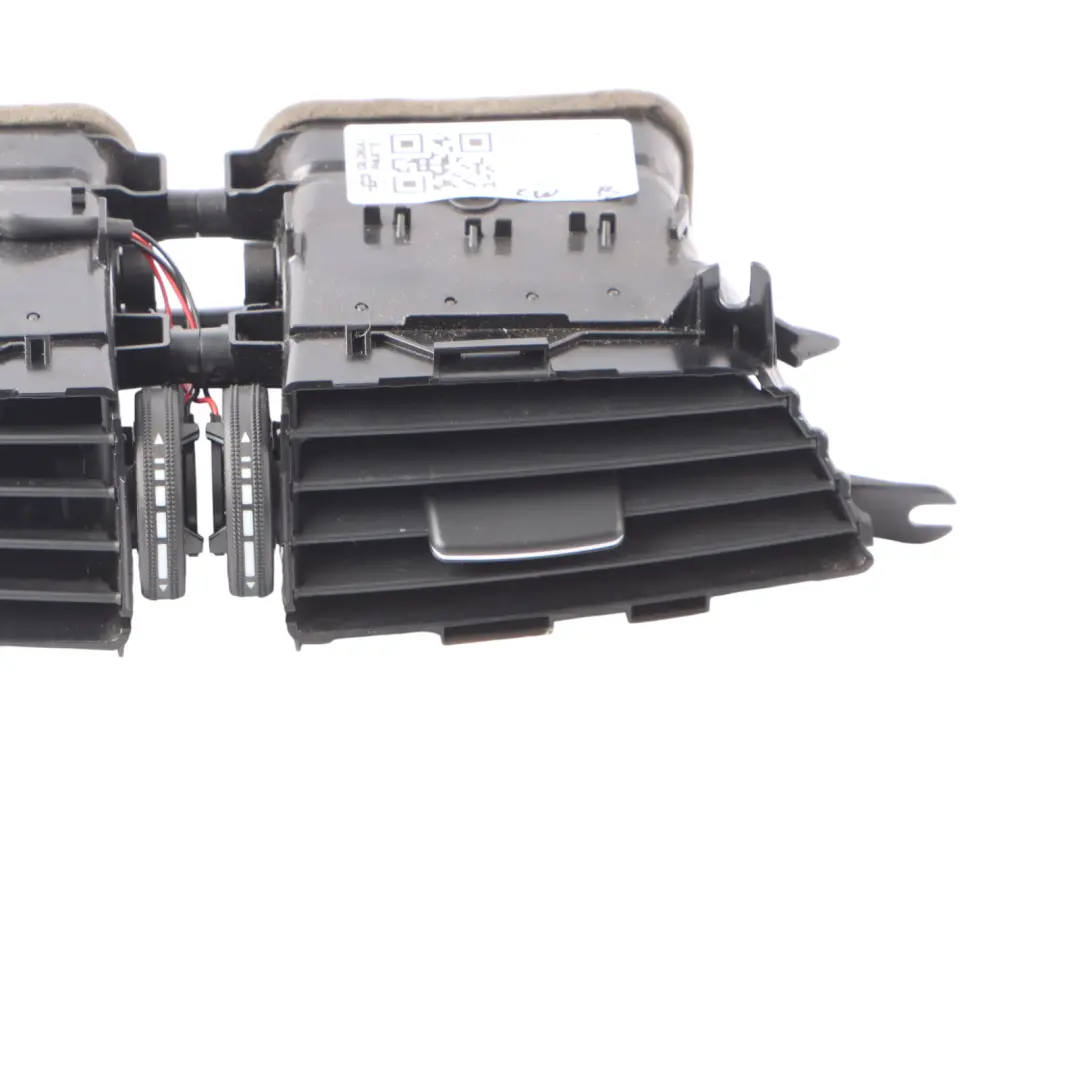 Tableau Buse D'Air Ventilation Centre A2048304054 pour Mercedes W204 à propos du numéro de pièce A2048306154 Mercedes W204 Tableau Buse D'Air Ventilation Centre A2048304054 - SKU A2048306154 - Numéro de pièce A2048306154