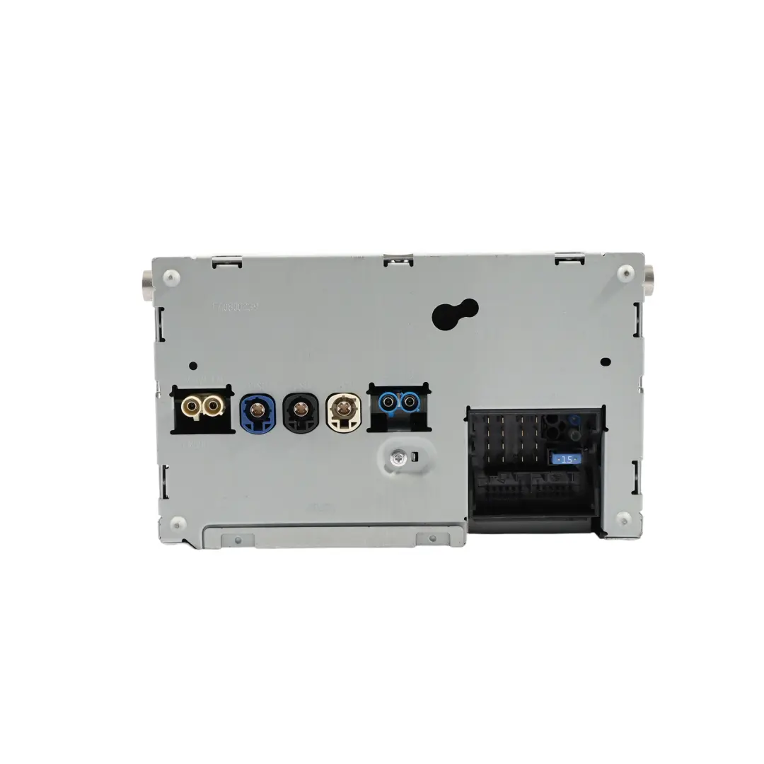 W253 CD Radio Audio Sat Nav Navigation Steuergerät für Mercedes W205 mit Teilenummer A2059005036 Mercedes W205 W253 CD Radio Audio Sat Nav Navigation Steuergerät - SKU A2059005036 - Teilenummer A2059005036