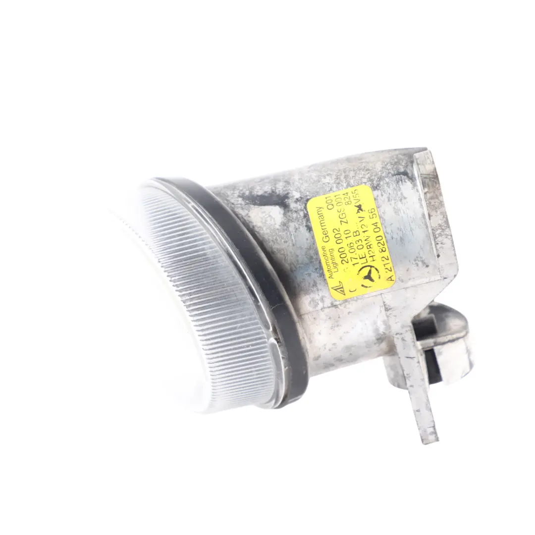 Nebelscheinwerfer Vorne Rechts für Mercedes W204 W212 C207 mit Teilenummer A2128200456 Mercedes W204 W212 C207 Nebelscheinwerfer Vorne Rechts - SKU A2128200456 - Teilenummer A2128200456