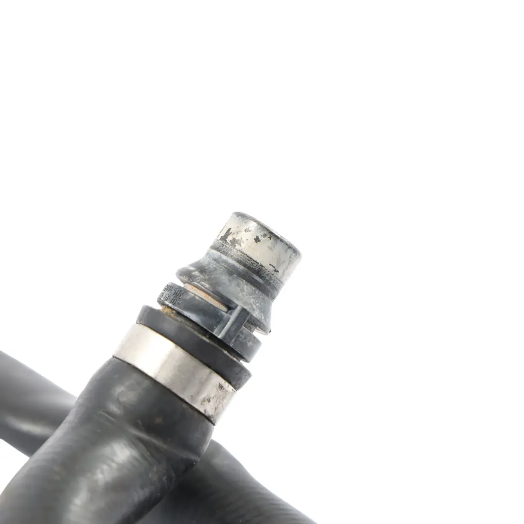 M278 Benzina Motore Acqua Refrigerante Tubo Flessibile per Mercedes W212 con numero di parte A2128302300 Mercedes W212 M278 Benzina Motore Acqua Refrigerante Tubo Flessibile - SKU A2128302300 - Numero di parte A2128302300