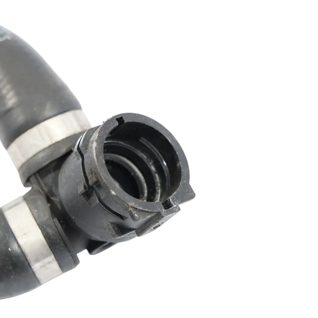 Wasser Kühlmittelrohr Schlauch Leitung Rohr für Mercedes W213 mit Teilenummer A2135015301 Mercedes W213 Wasser Kühlmittelrohr Schlauch Leitung Rohr - SKU A2135015301 - Teilenummer A2135015301