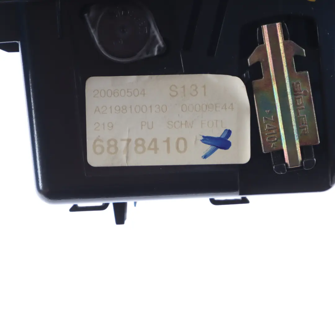 Carte Cendrier Cuir Noir Arrière Gauche pour Mercedes CLS C219 Porte à propos du numéro de pièce A2198100130 Mercedes CLS C219 Porte Carte Cendrier Cuir Noir Arrière Gauche - SKU A2198100130 - Numéro de pièce A2198100130