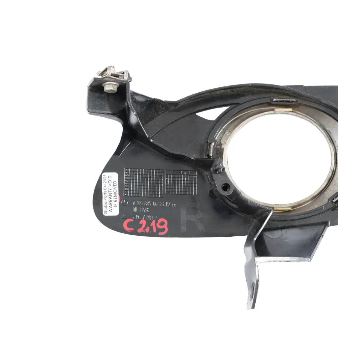 Mercedes C219 Osłona Ramka Światła Przeciwmgielnego Prawy Przód - SKU A2198850623 - Numer Części A2198850623