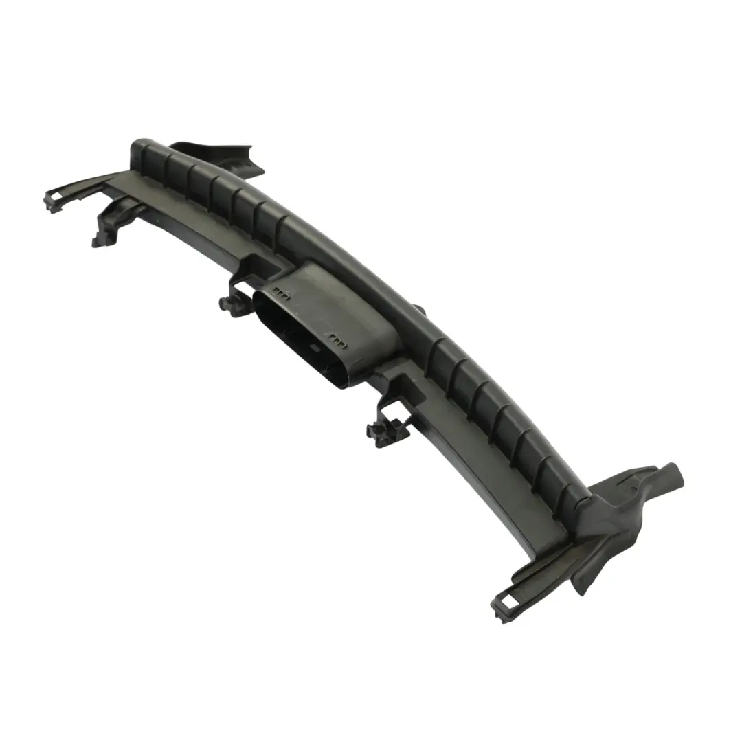 Wlot Zimnego Powietrza Pasa Przedniego do Mercedes C253 o numerze A2535003200 Mercedes C253 Wlot Zimnego Powietrza Pasa Przedniego - SKU A2535003200 - Numer Części A2535003200