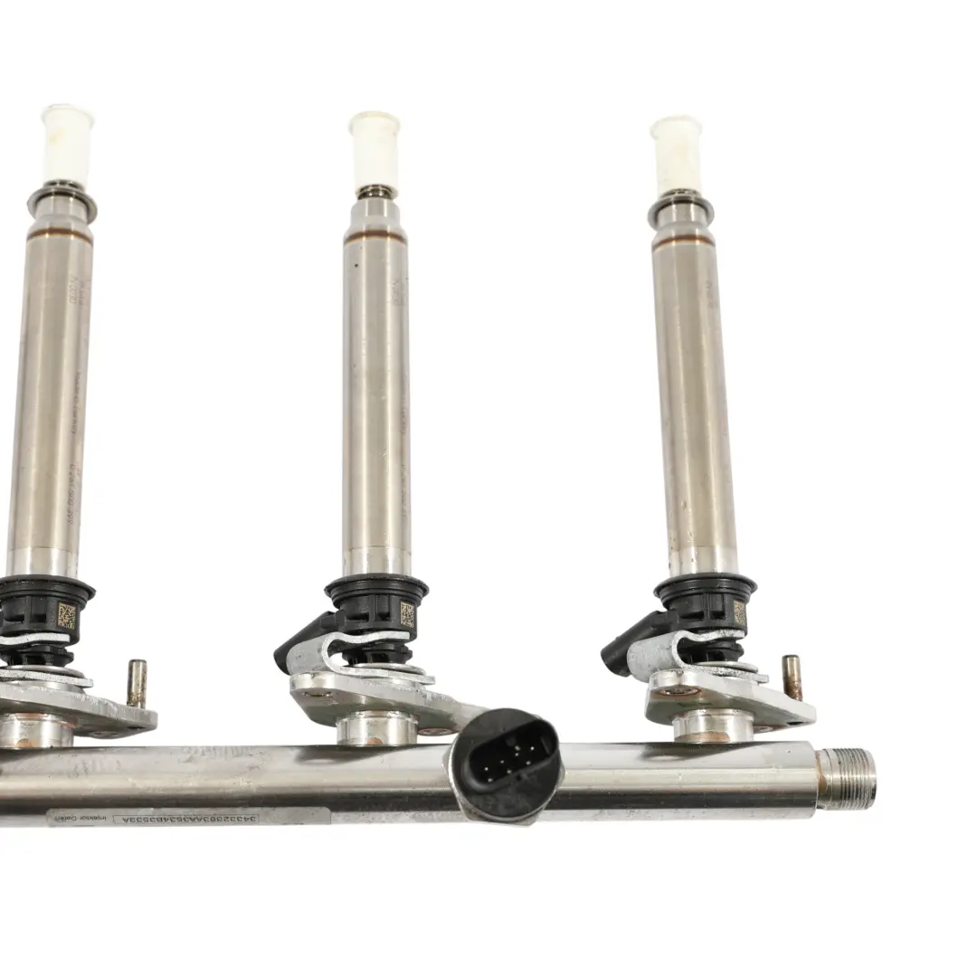 Rail Mercedes C117 W177 Petrol M270 Fuel Distributor Injectors to Fuel with Part number A2700701095 Fuel Rail Mercedes C117 W177 Petrol M270 Fuel Distributor Injectors - SKU A2700701095 - Part number A2700701095