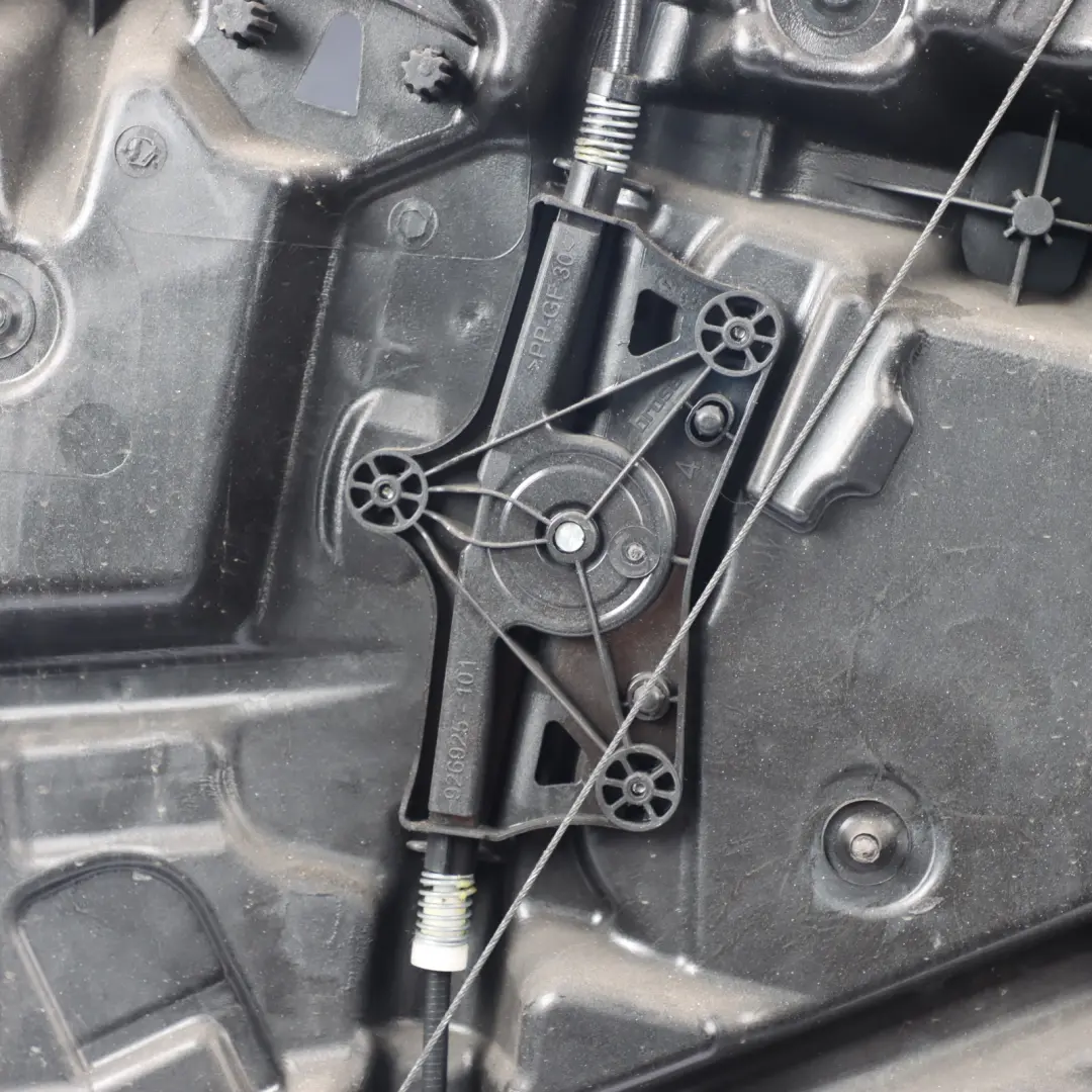 Mercedes W447 Front Window Lifter Regulator Door Motor Right O/S - SKU A4477204000-1 - Part number A4477204000