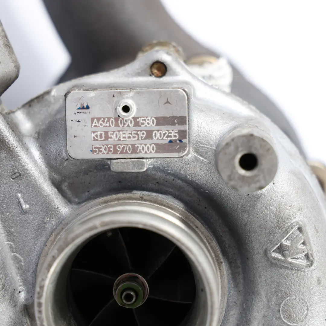 OM640 Turbosprężarka Turbo do Mercedes W169 W245 o numerze A6400902680 Mercedes W169 W245 OM640 Turbosprężarka Turbo - SKU A6400902680 - Numer Części A6400902680