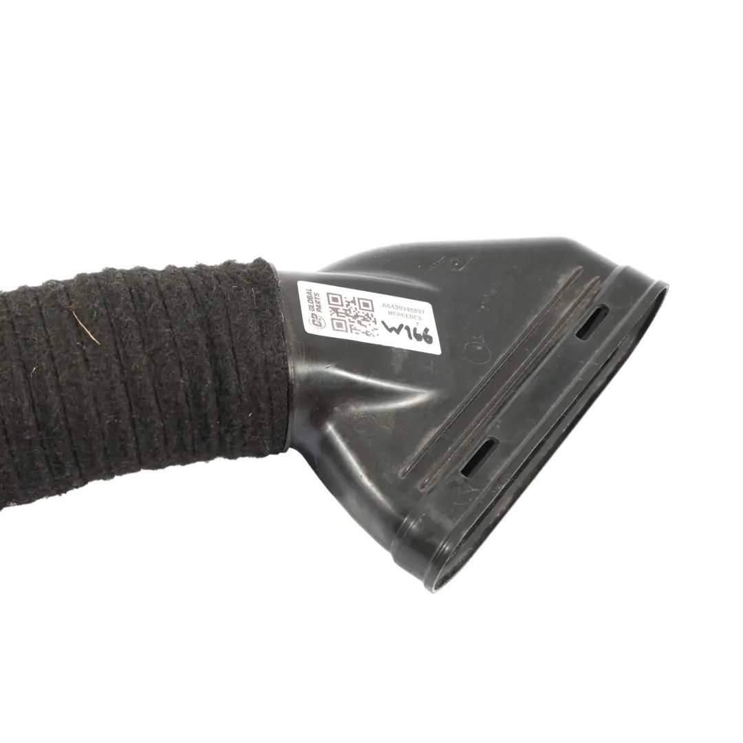 Presa D'Aria Mercedes ML W166 GLE C292 Diesel Condotto D'Aria Destra per con numero di parte A6420948897 Presa D'Aria Mercedes ML W166 GLE C292 Diesel Condotto D'Aria Destra - SKU A6420948897 - Numero di parte A6420948897