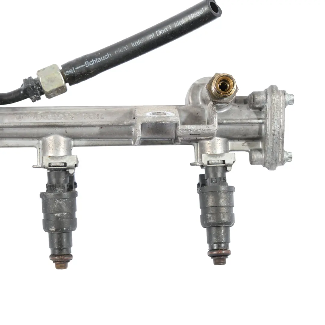 Listwa Wtryskowa Silnika Benzyna M111 do Mercedes W202 W210 R170 o numerze R1110781045 Mercedes W202 W210 R170 Listwa Wtryskowa Silnika Benzyna M111 - SKU A1110702195 - Numer Części R1110781045