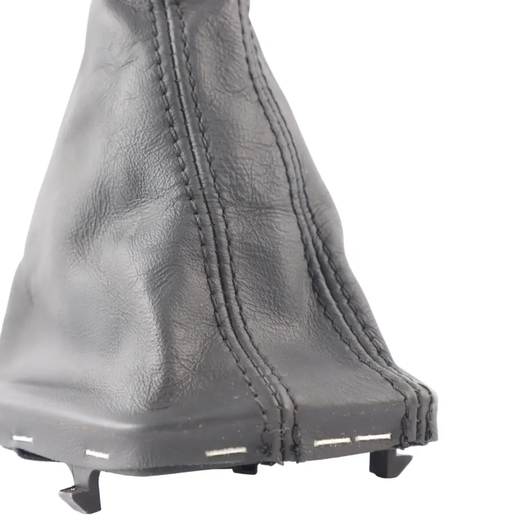 Selector Lever Cover Knob Automatic Leather Black to Audi A3 8P Gear with Part number 8P2713118A Audi A3 8P Gear Selector Lever Cover Knob Automatic Leather Black - SKU RHD-8P2713118A - Part number 8P2713118A