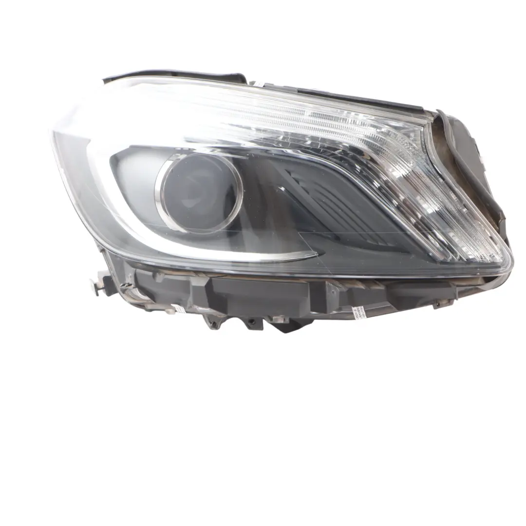 W176  - SKU RHD-A1768202061 - Part number A1768202061