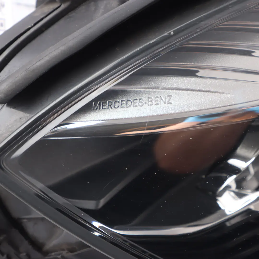 Headlight Mercedes W212 Front Lamp Right O/S LED Hella to with Part number A2128204839 Headlight Mercedes W212 Front Lamp Right O/S LED Hella - SKU rhd-A2128204839 - Part number A2128204839