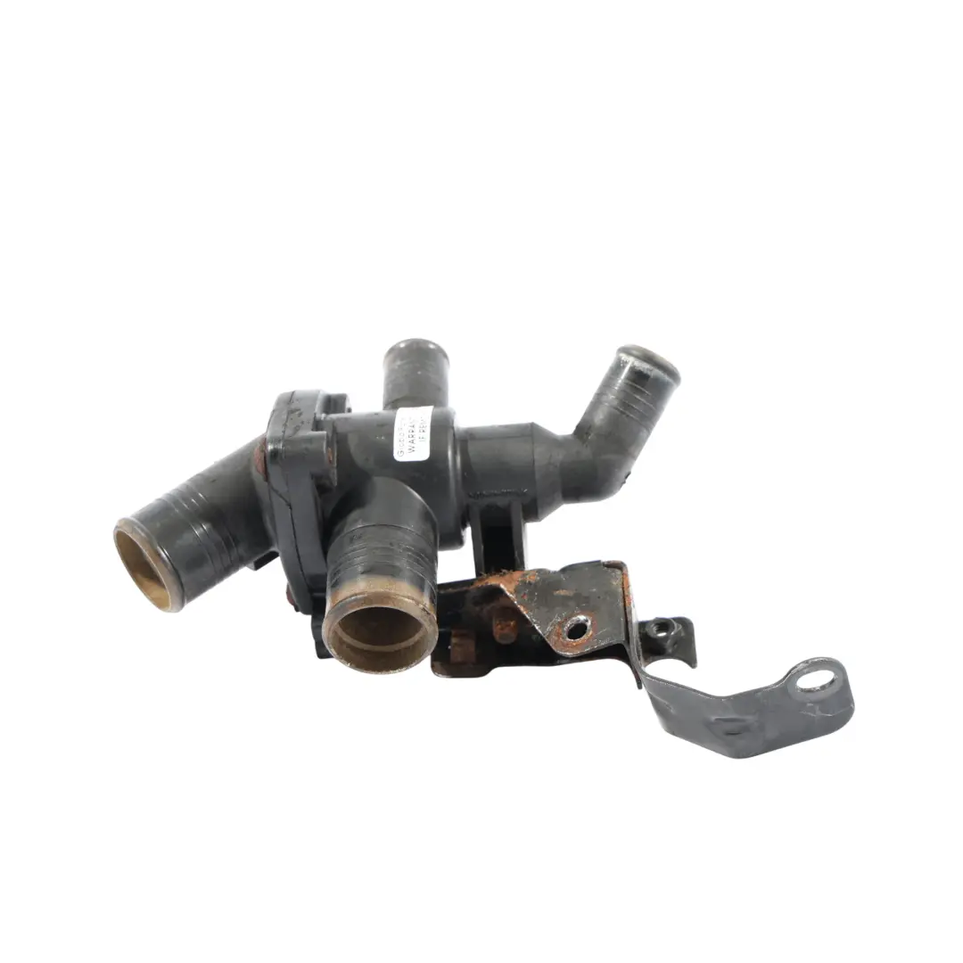 Öl Kühler Kühlmittel Thermostat Gehäuse für Ford Transit 6 2.4 Diesel mit Teilenummer YC1Q-9K478BB Ford Transit 6 2.4 Diesel Öl Kühler Kühlmittel Thermostat Gehäuse - SKU YC1Q-9K478BB - Teilenummer YC1Q-9K478BB