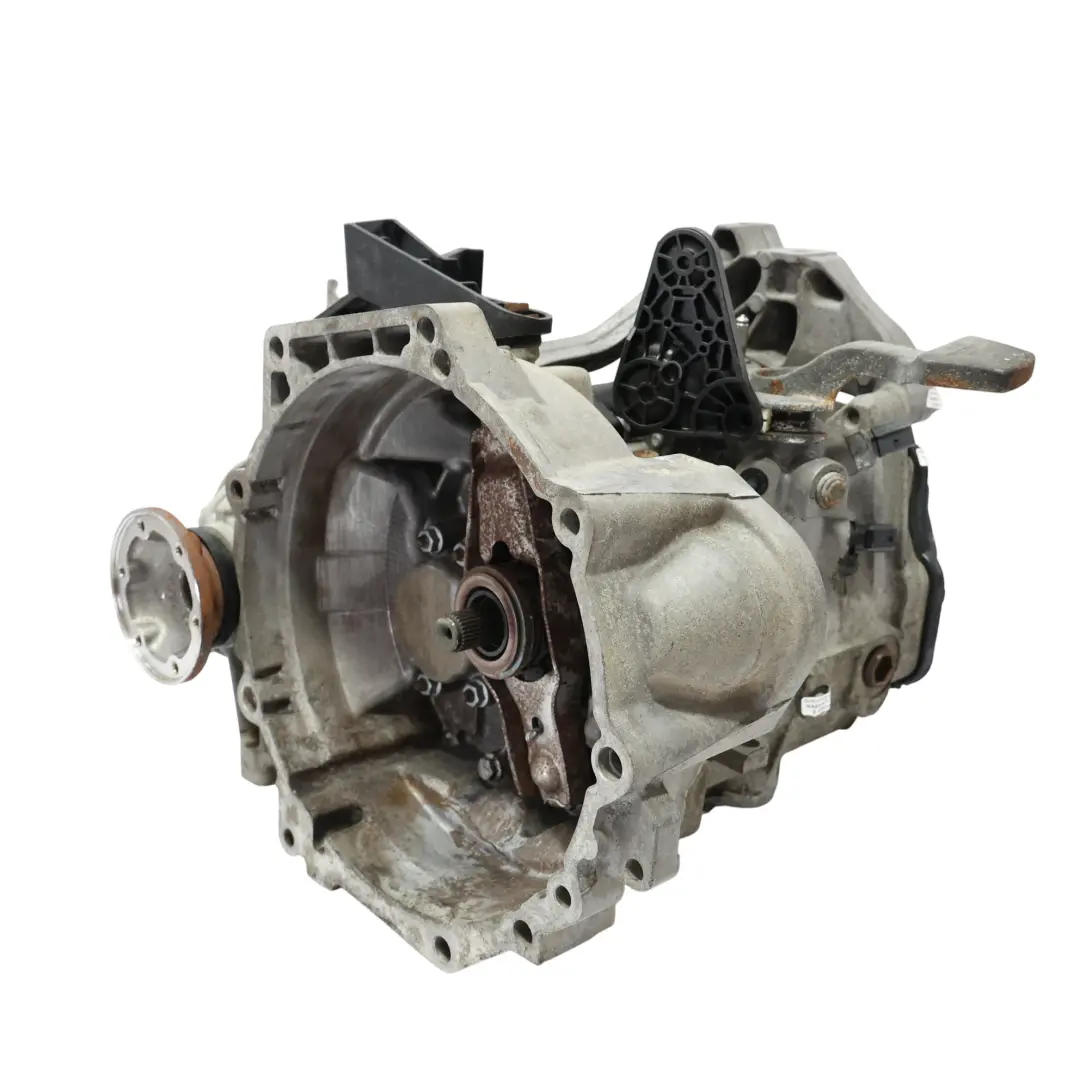 CLHA Boite Vitesse Manuelle MLU 6 Vitesses GARANTIE pour Audi A3 8V 1.6 TDI à propos du numéro de pièce 02S300048 Audi A3 8V 1.6 TDI CLHA Boite Vitesse Manuelle MLU 6 Vitesses GARANTIE - SKU 02S300048-1 - Numéro de pièce 02S300048