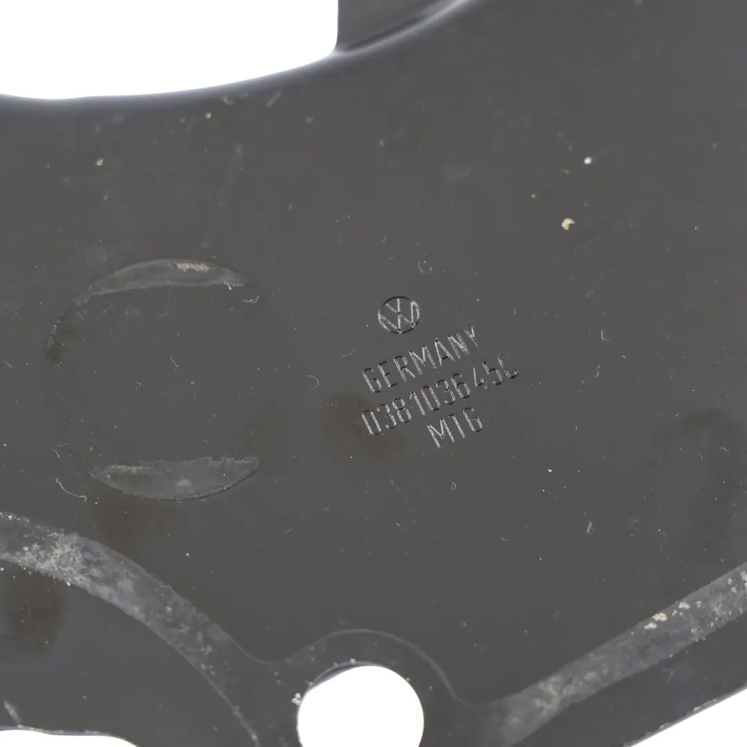 Plaque Recouvrement Raccordement Moteur Boîte Vitesses pour Audi TT 8J à propos du numéro de pièce 038103645C Audi TT 8J Plaque Recouvrement Raccordement Moteur Boîte Vitesses - SKU 038103645C - Numéro de pièce 038103645C