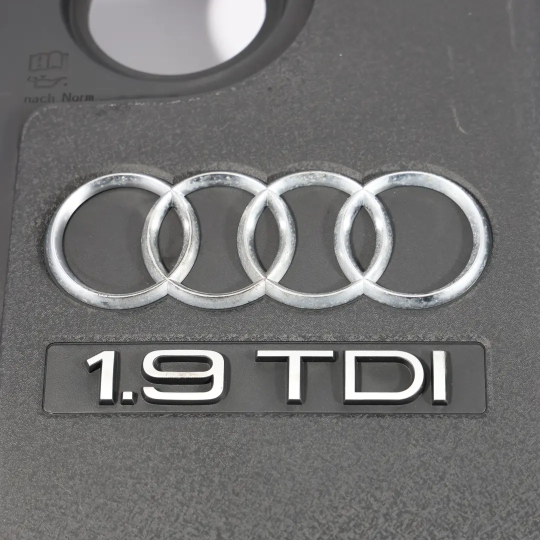 Cubierta Motor Panel Acústico para Audi A4 B7 1.9 TDI Diesel con número de pieza 038103925FD Audi A4 B7 1.9 TDI Diesel Cubierta Motor Panel Acústico - SKU 038103925FD - Número de pieza 038103925FD
