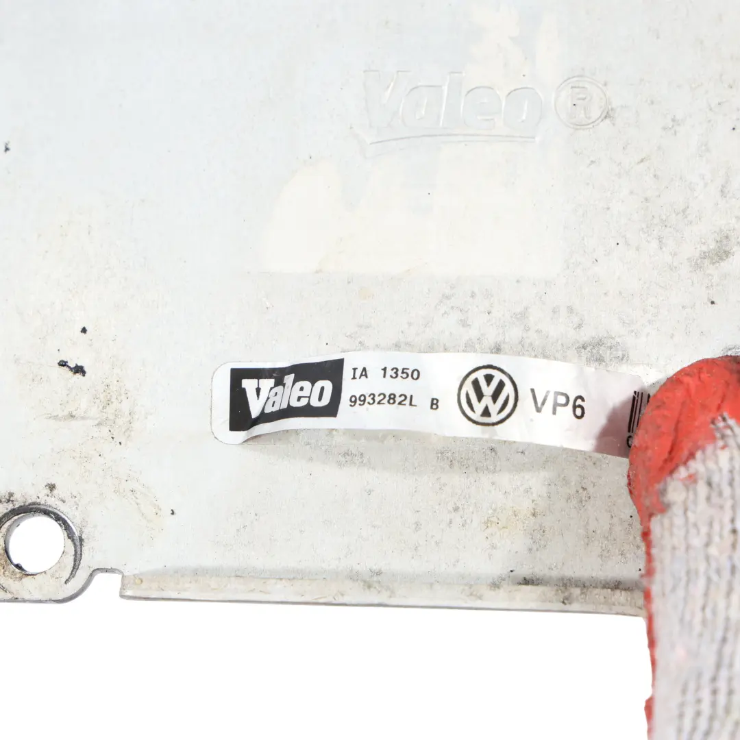 Luft Einlass Krümmer Ladeluft Kühler 1.4 TFSI für Audi A1 8X A3 8P mit Teilenummer 03C145749B Audi A1 8X A3 8P Luft Einlass Krümmer Ladeluft Kühler 1.4 TFSI - SKU 03C145749B - Teilenummer 03C145749B