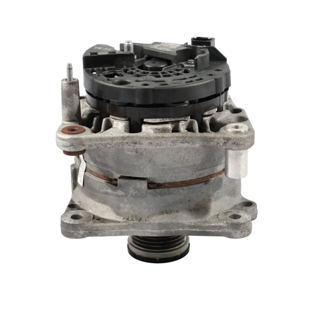 Alternator 14V 110A do Volkswagen New Beetle 1.4 TSI o numerze 03C903023F Volkswagen New Beetle 1.4 TSI Alternator 14V 110A - SKU 03C903023F - Numer Części 03C903023F
