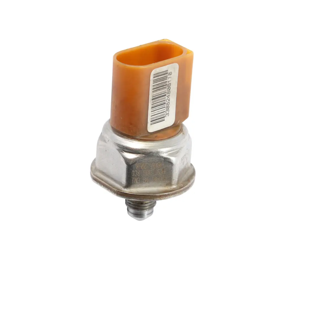 Capteur Pression Rail Alimentation Essence pour Audi A3 8P A4 B8 A6 C6 à propos du numéro de pièce 03C906051H Audi A3 8P A4 B8 A6 C6 Capteur Pression Rail Alimentation Essence - SKU 03C906051H - Numéro de pièce 03C906051H