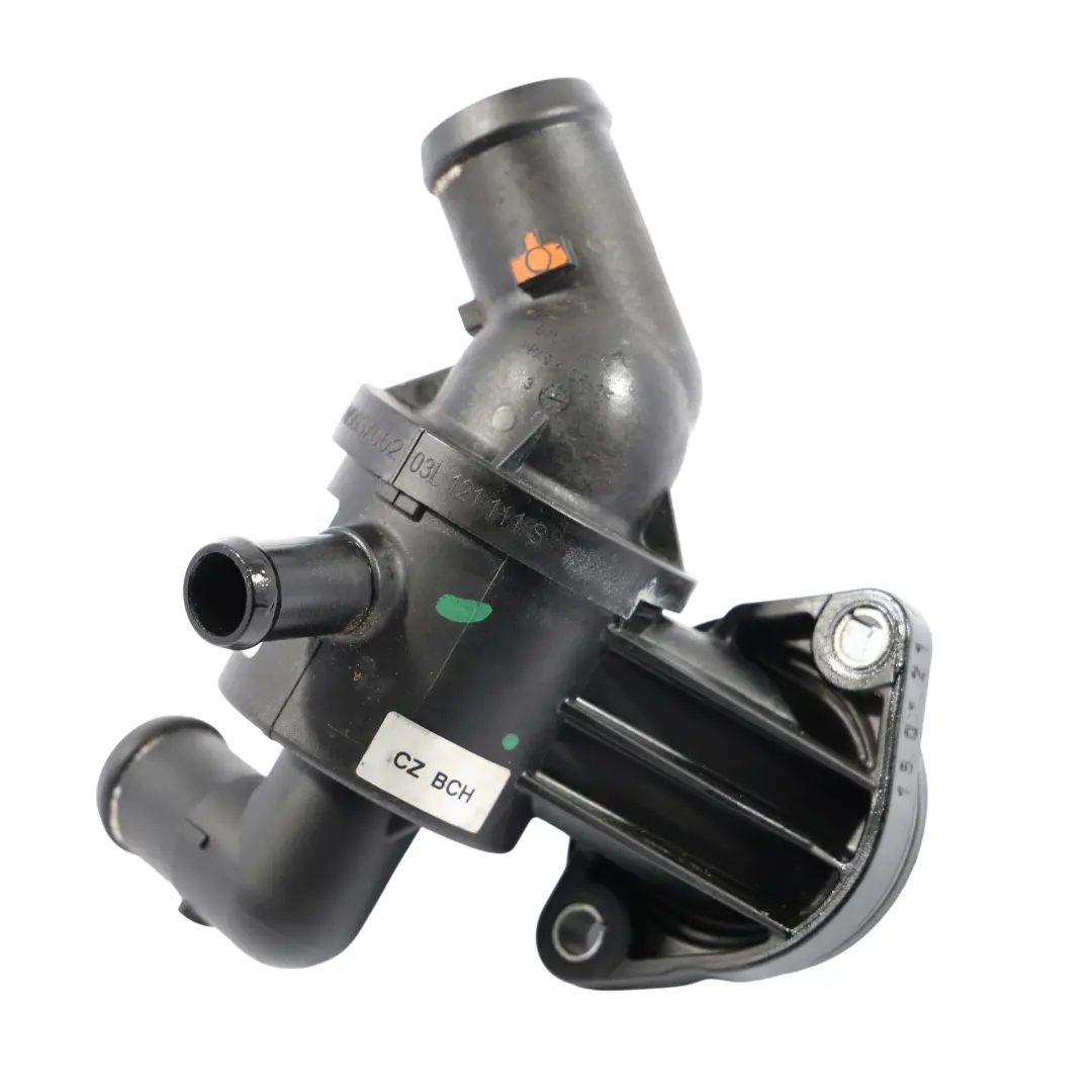 VW Golf 6 1.6 TDI CAY Diesel Termostato Raffreddamento Alloggiamento - SKU 03L121111S - Numero di parte 03L121111S