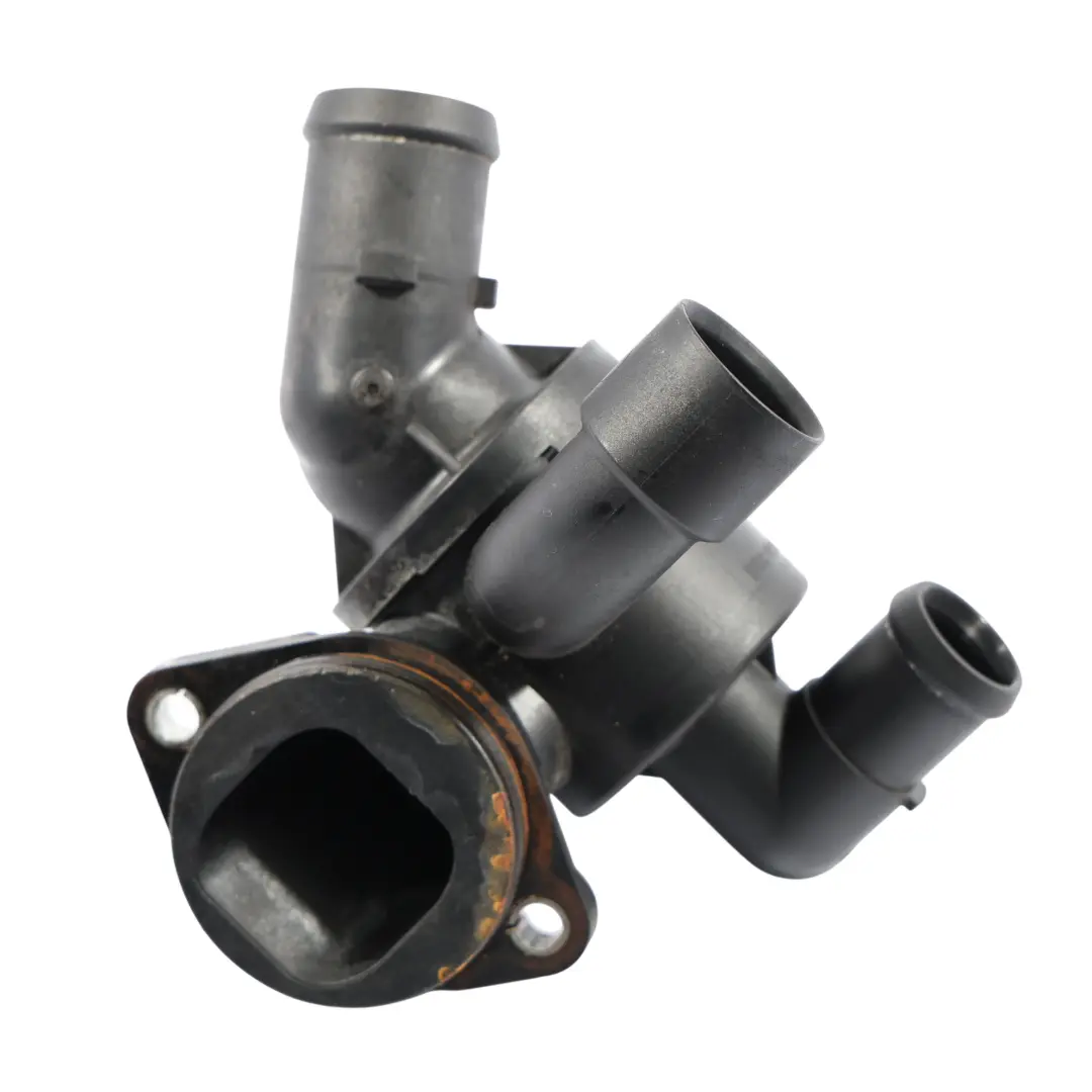 VW Golf 6 1.6 TDI CAY Diesel Termostato Raffreddamento Alloggiamento - SKU 03L121111S - Numero di parte 03L121111S