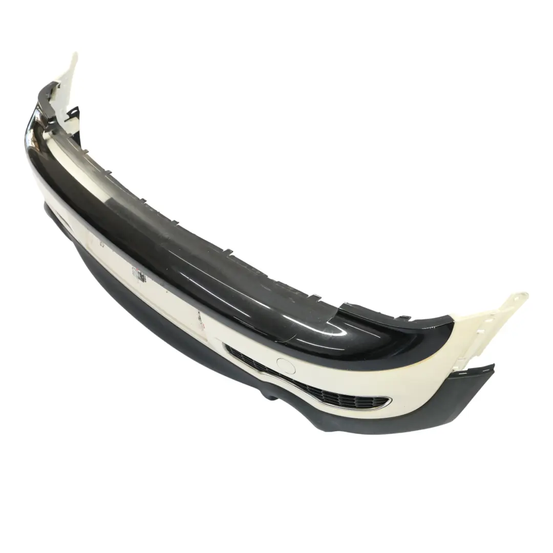 Embellecedor Parachoques Trasero Pepper White - 850 para Mini Clubman R55 Cooper S con número de pieza 0442794 Mini Clubman R55 Cooper S Embellecedor Parachoques Trasero Pepper White - 850 - SKU 0442798-PW - Número de pieza 0442794