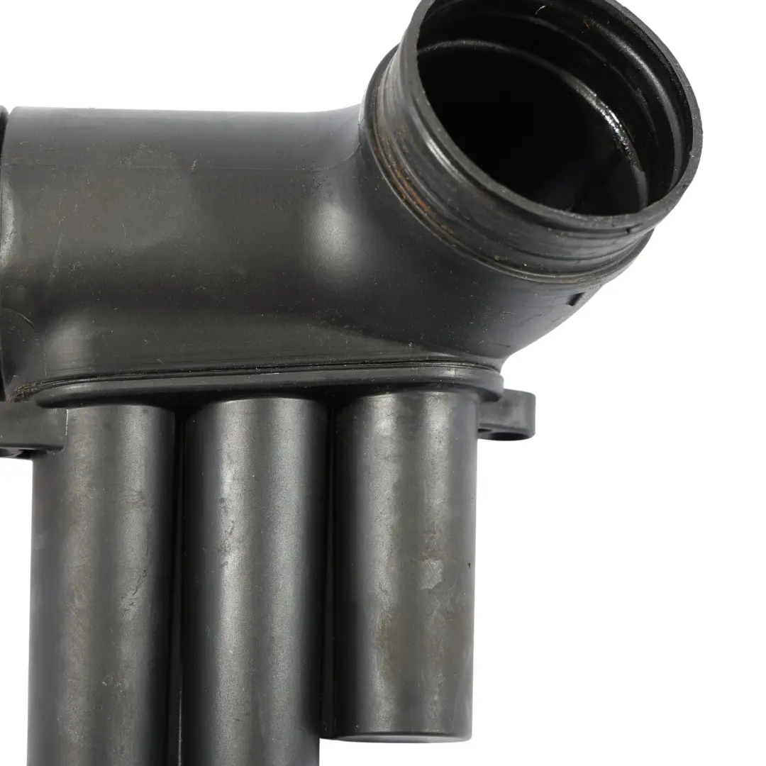 Inlet Duct Channel Intake Hose Pipe Line Audi A1 8X 1.4 TFSI Air - SKU 04E129651D - Part number 04E129651D