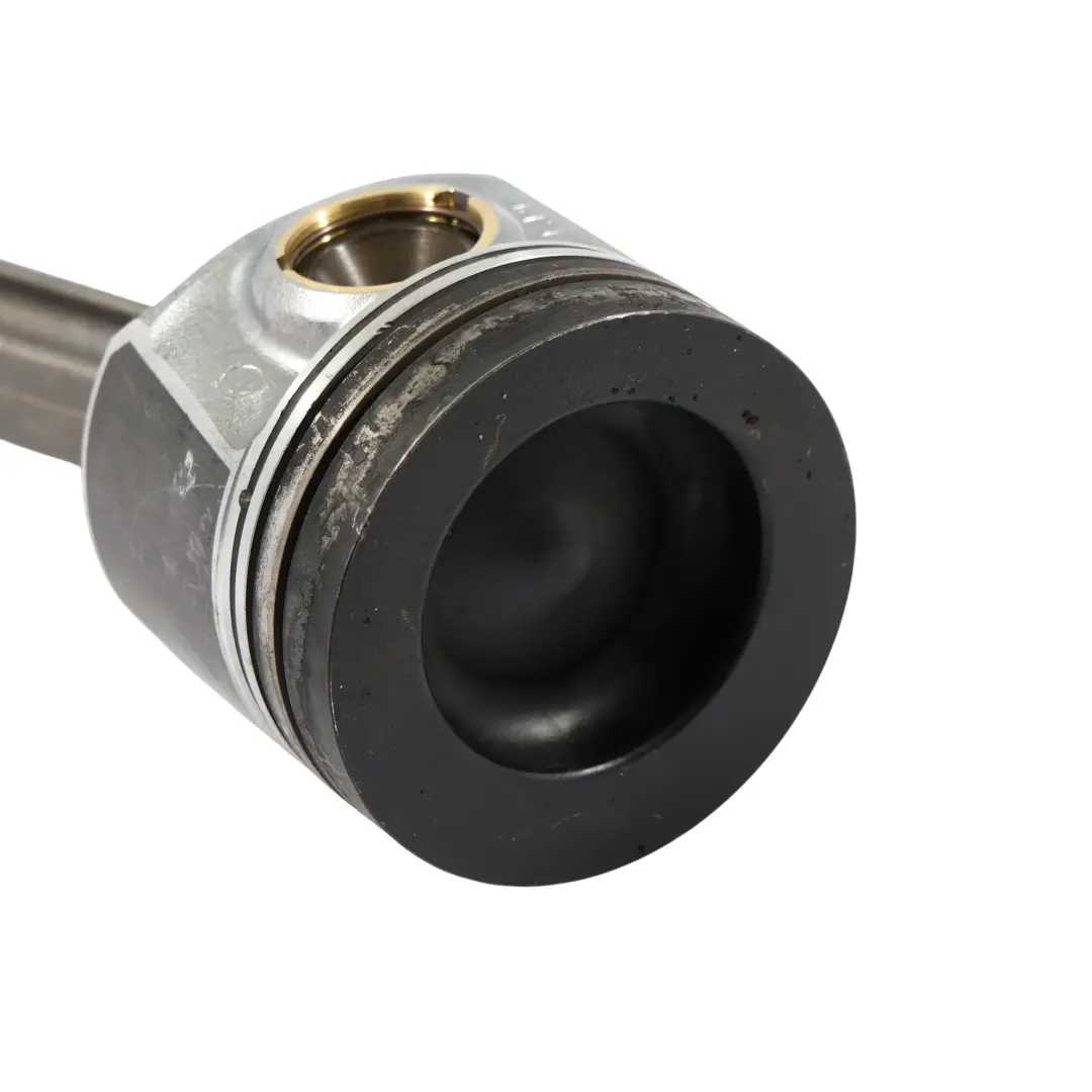 Audi A4 A5 B8 Q5 8R Motor Pistón Biela 2.0 TDI - SKU 04L107065R - Número de pieza 04L107065R