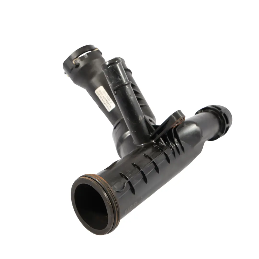 Audi TT FV A3 8V Connecteur Tuyau Boîtier Thermostat De Pompe À Eau - SKU 04L121026Q - Numéro de pièce 04L121026Q