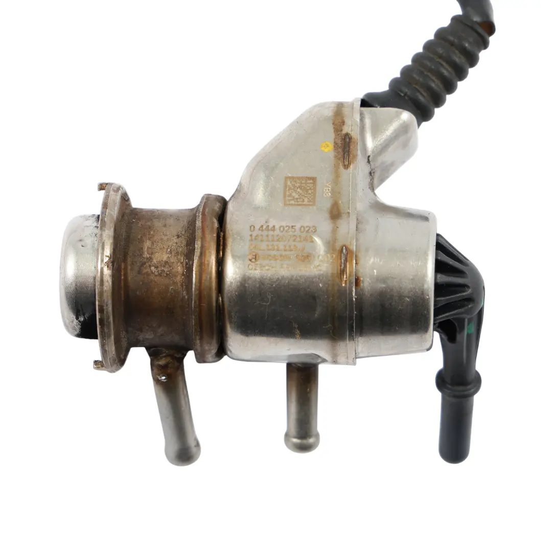 DTNA Adblue Injecteur Valve pour Audi A4 B9 2.0 TDI à propos du numéro de pièce 04L131113J Audi A4 B9 2.0 TDI DTNA Adblue Injecteur Valve - SKU 04L131113J - Numéro de pièce 04L131113J