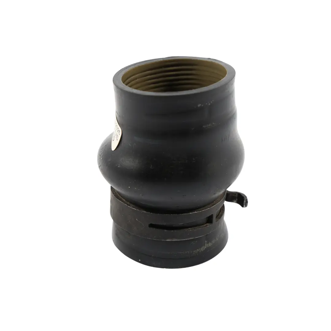 Ladeluft Kühler Schlauch Leitung für Audi A4 B9 A5 8T Q5 FY mit Teilenummer 04L131525C Audi A4 B9 A5 8T Q5 FY Ladeluft Kühler Schlauch Leitung - SKU 04L131525C - Teilenummer 04L131525C