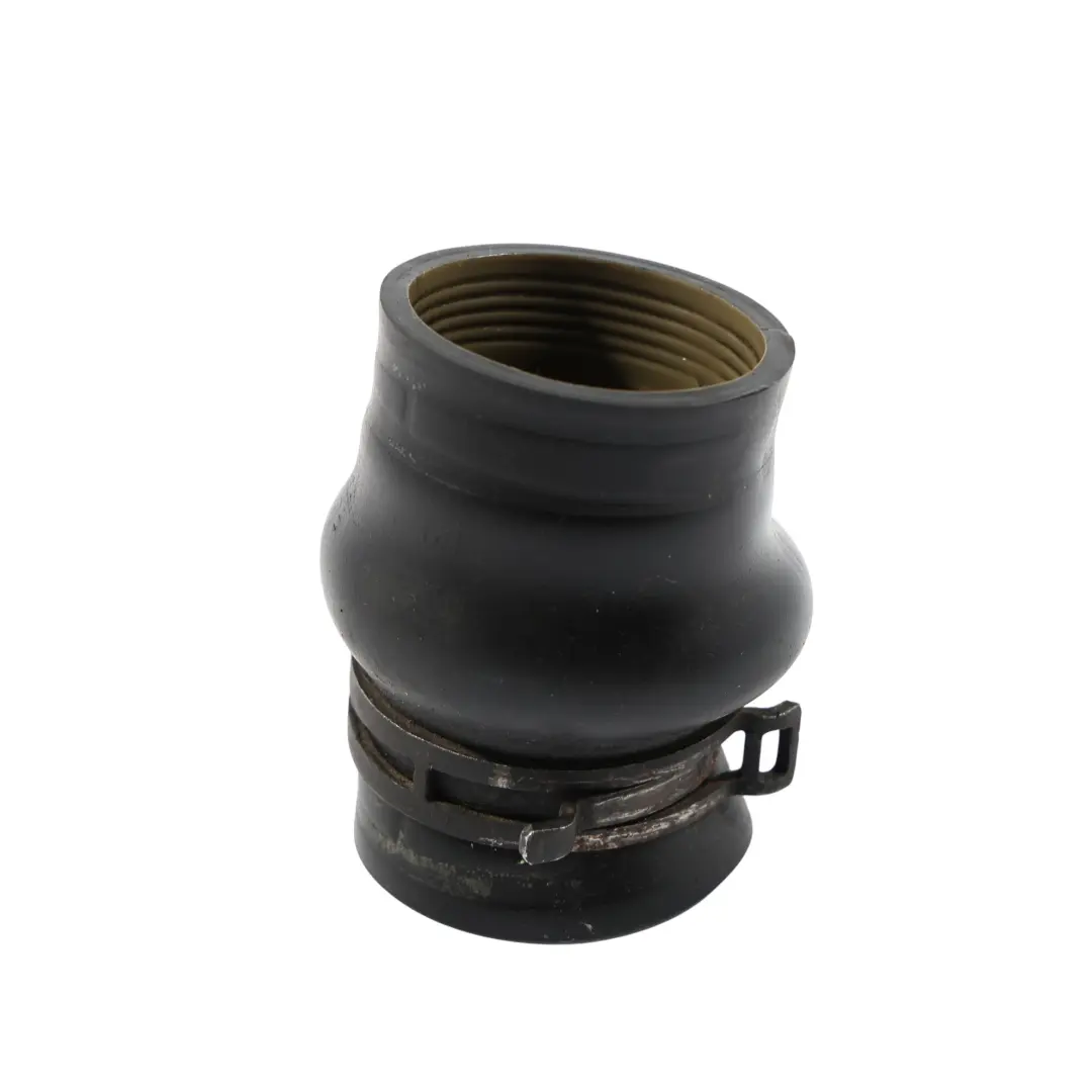 Audi A4 B9 A5 8T Q5 FY Tubo Flexible Del Intercooler - SKU 04L131525C - Número de pieza 04L131525C