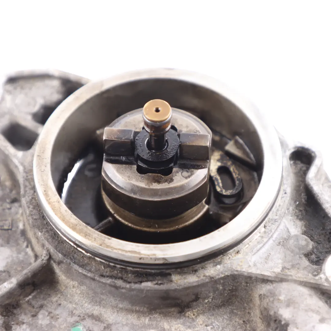 Audi A4 B7 B8 Q7 4L Bomba De Vacío Motor Diesel - SKU 057145100AF - Número de pieza 057145100AF