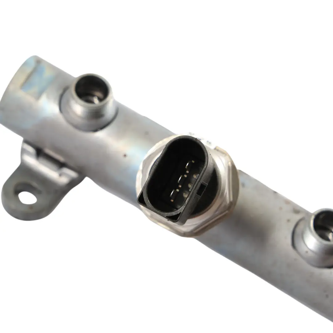 BPP Motor Diesel Rail Inyector De Combustible 059130089AA para Audi A4 B7 2.7 TDI con número de pieza 059130089P Audi A4 B7 2.7 TDI BPP Motor Diesel Rail Inyector De Combustible 059130089AA - SKU 059130089P - Número de pieza 059130089P