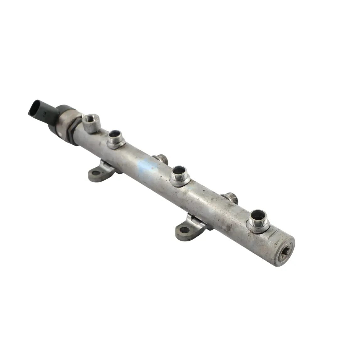 Audi A4 B7 2.7 TDI BPP Distribuzione Alta Pressione Tubo Fuel Rail 059130090AP - SKU 059130090P - Numero di parte 059130090P