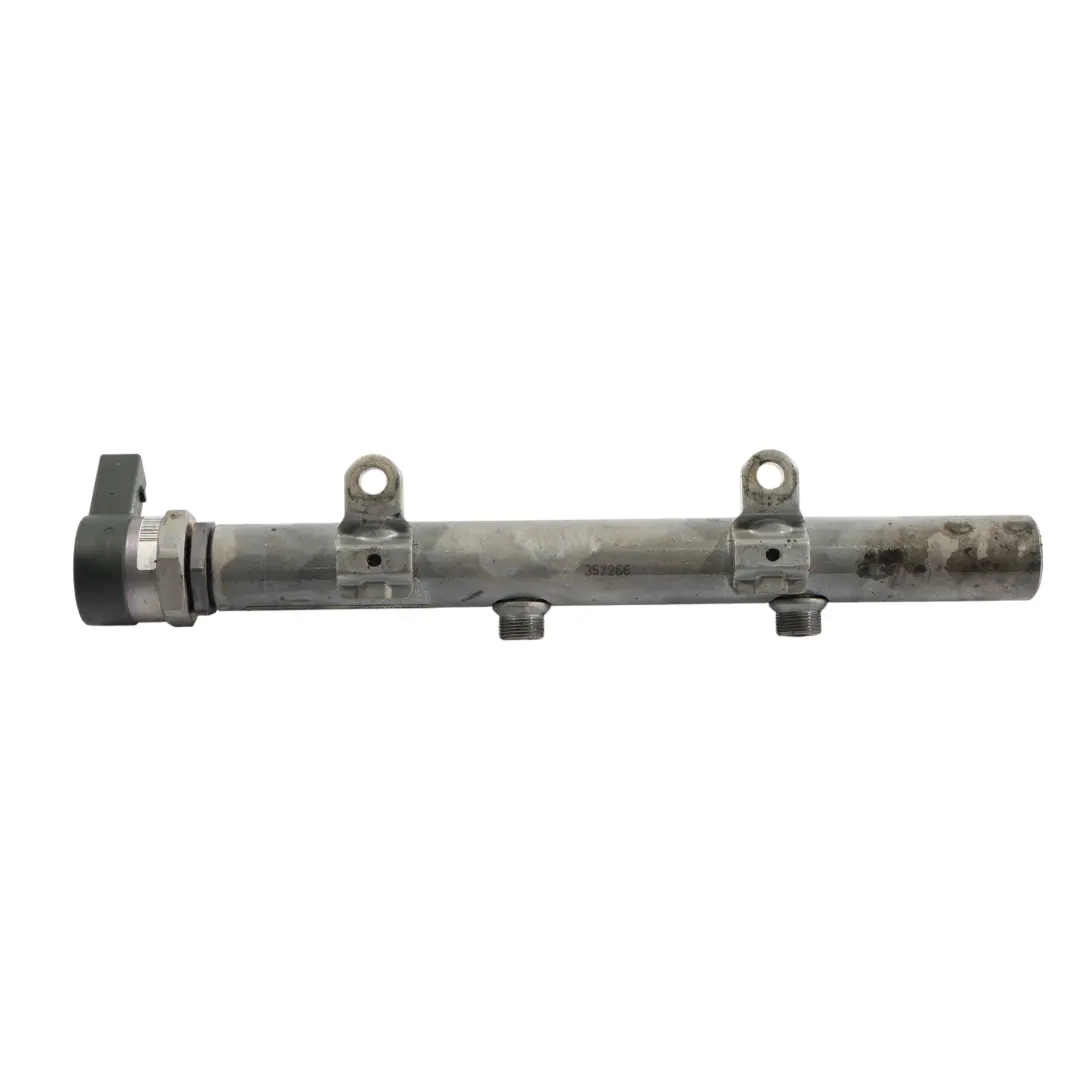 Audi A4 B7 2.7 TDI BPP Tubo De Distribución Alta Presión Fuel Rail 059130090AP - SKU 059130090P - Número de pieza 059130090P