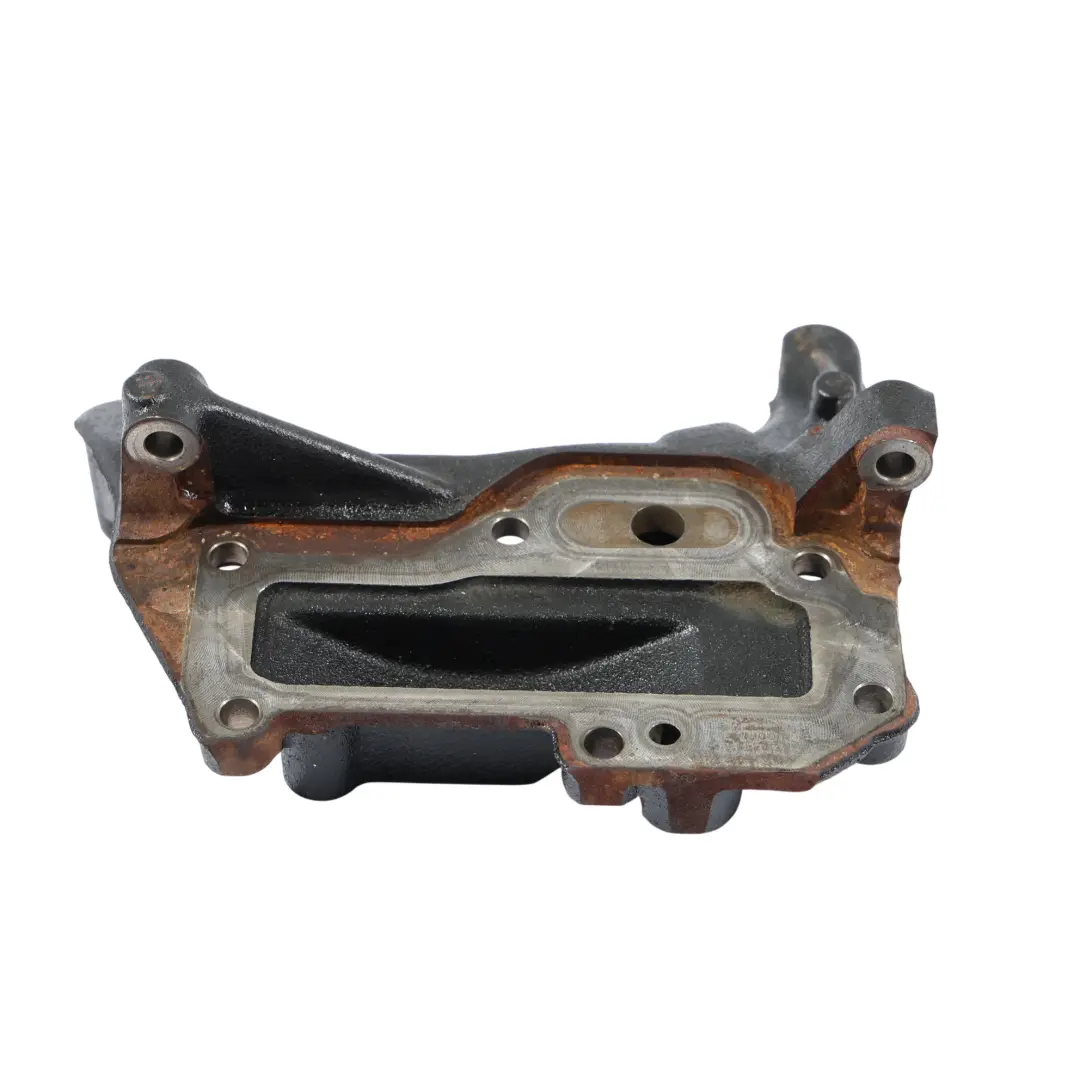 Uchwyt Mocowanie Łapa Podstawa Turbosprężarki do Audi A7 4G o numerze 059145267D Audi A7 4G Uchwyt Mocowanie Łapa Podstawa Turbosprężarki - SKU 059145267D - Numer Części 059145267D