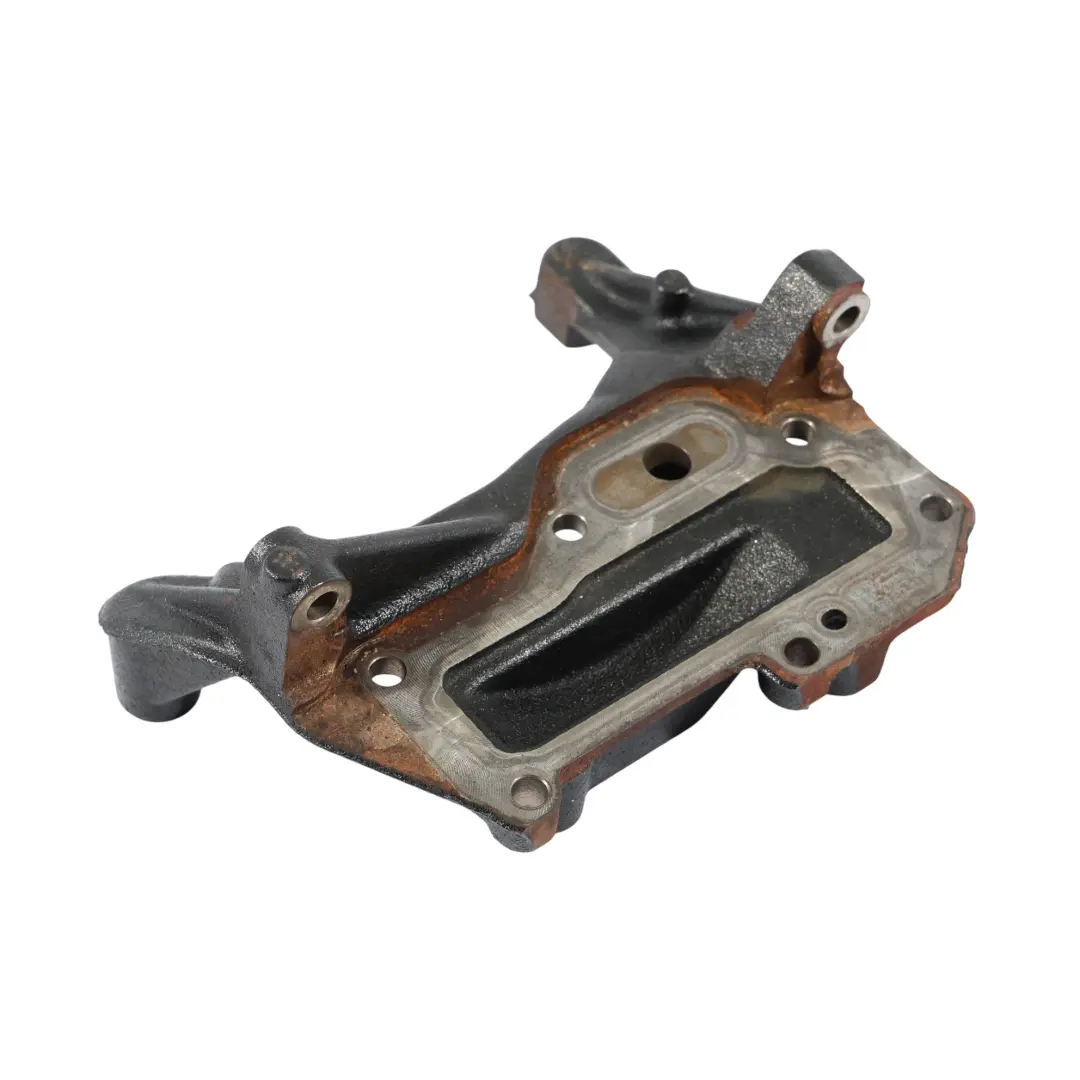 Audi A7 4G Turbo Lader Halterung Halter - SKU 059145267D - Teilenummer 059145267D