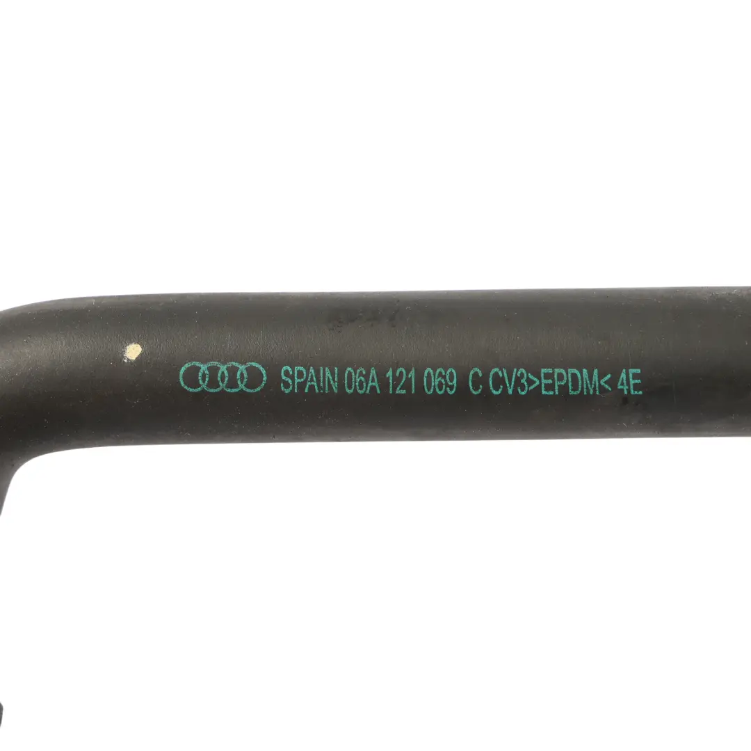 Audi TT 8N Tuyau De Refroidissement D'Eau 1.8T Essence - SKU 06A121069C - Numéro de pièce 06A121069C
