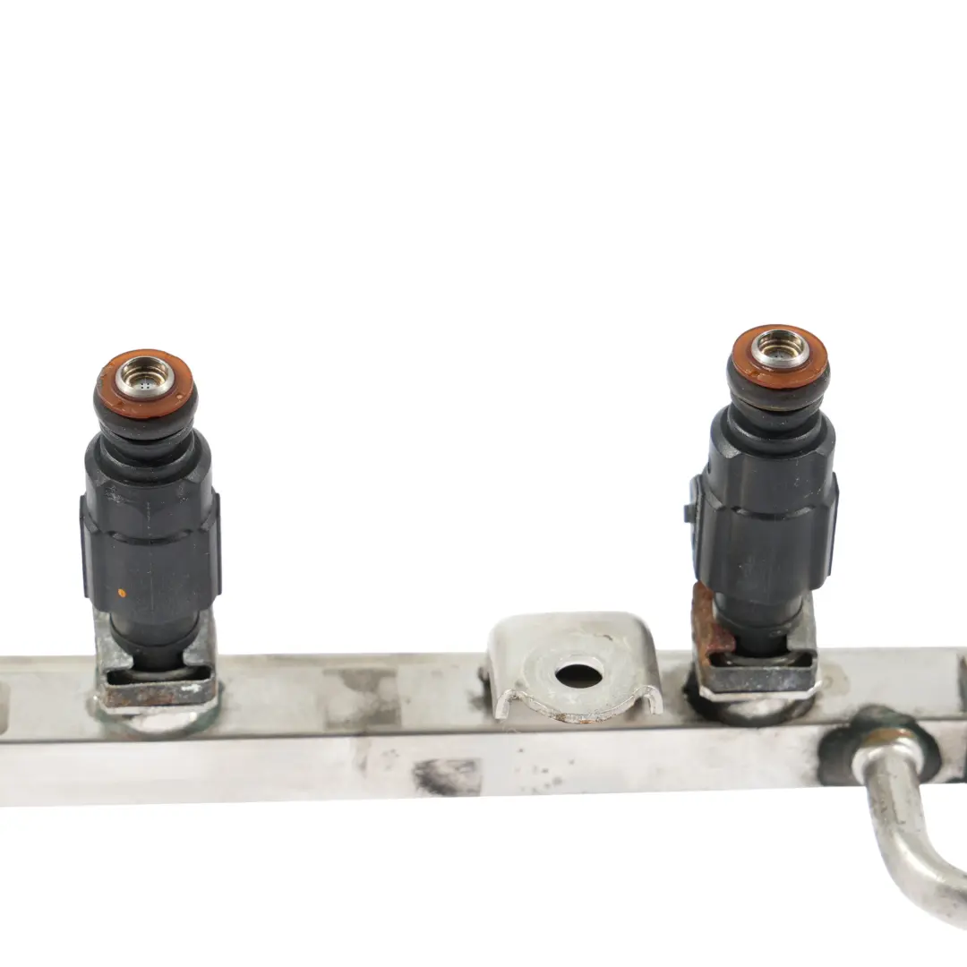 8N A3 8P Kraftstoff Einspritz Düsen Leitung 1.8T Benzin für Audi TT mit Teilenummer 06A133681B Audi TT 8N A3 8P Kraftstoff Einspritz Düsen Leitung 1.8T Benzin - SKU 06A133681B - Teilenummer 06A133681B